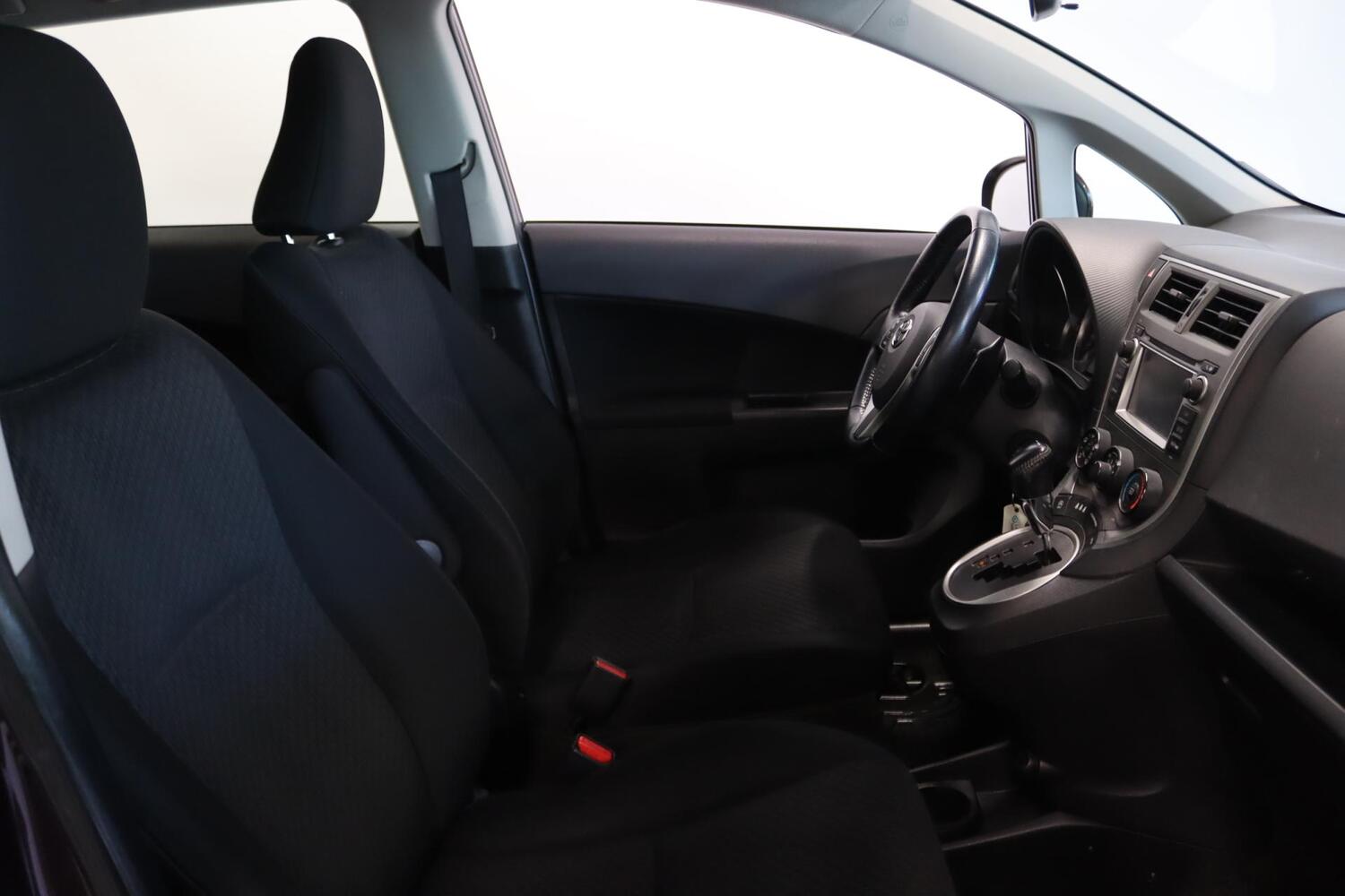 Toyota Verso-S vaihtoauto