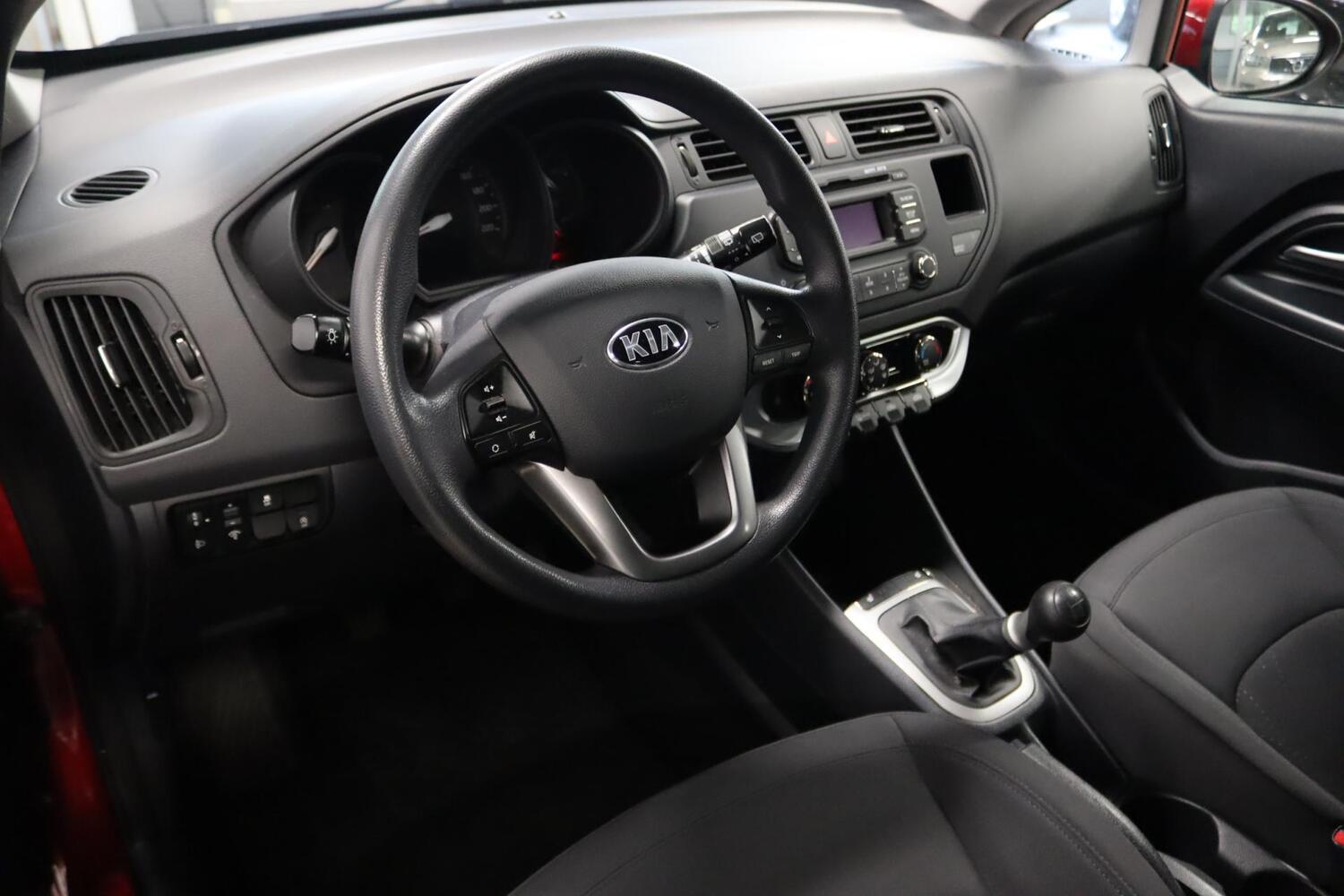 Kia Rio vaihtoauto