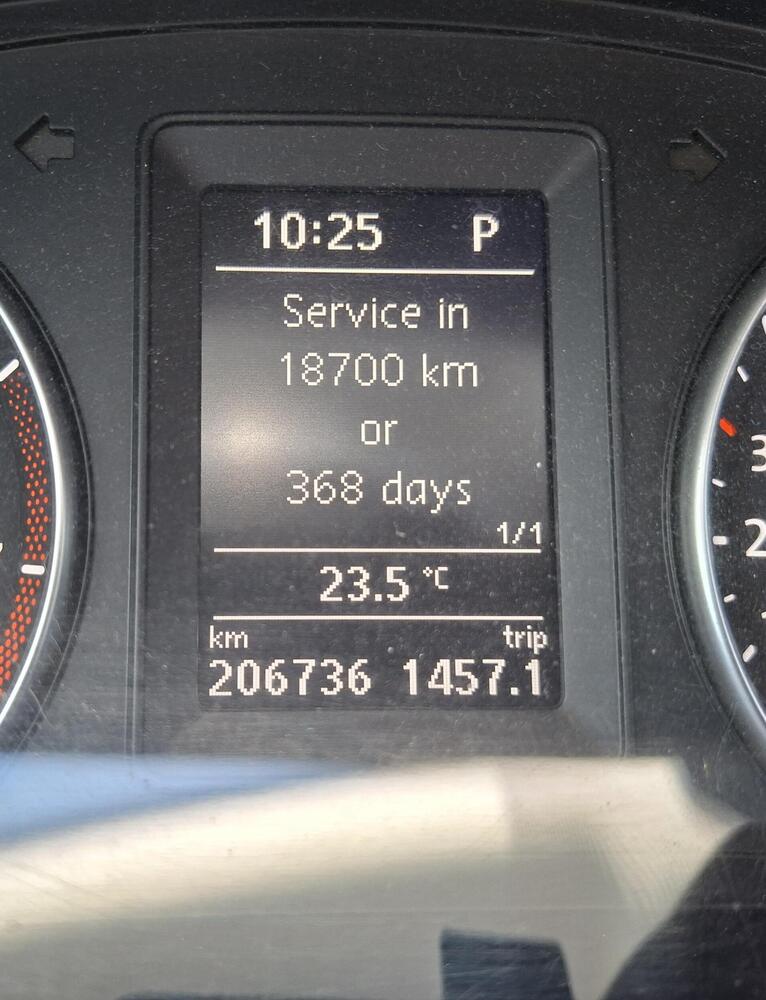 Volkswagen Touran vaihtoauto