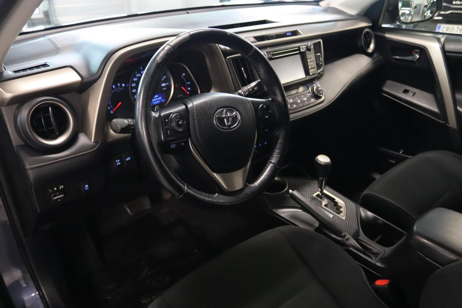 Toyota RAV4 vaihtoauto