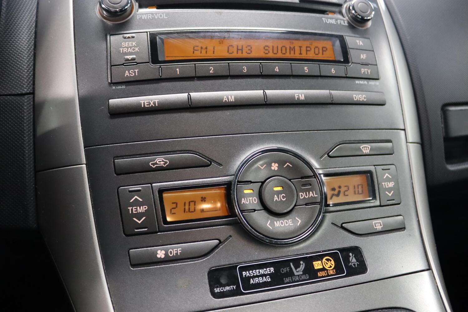 Toyota Auris vaihtoauto