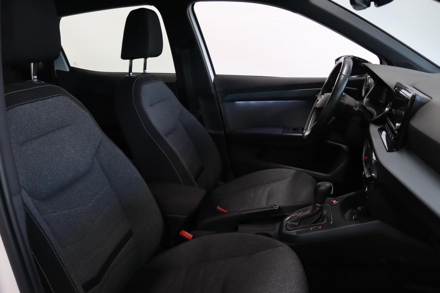 SEAT Arona vaihtoauto