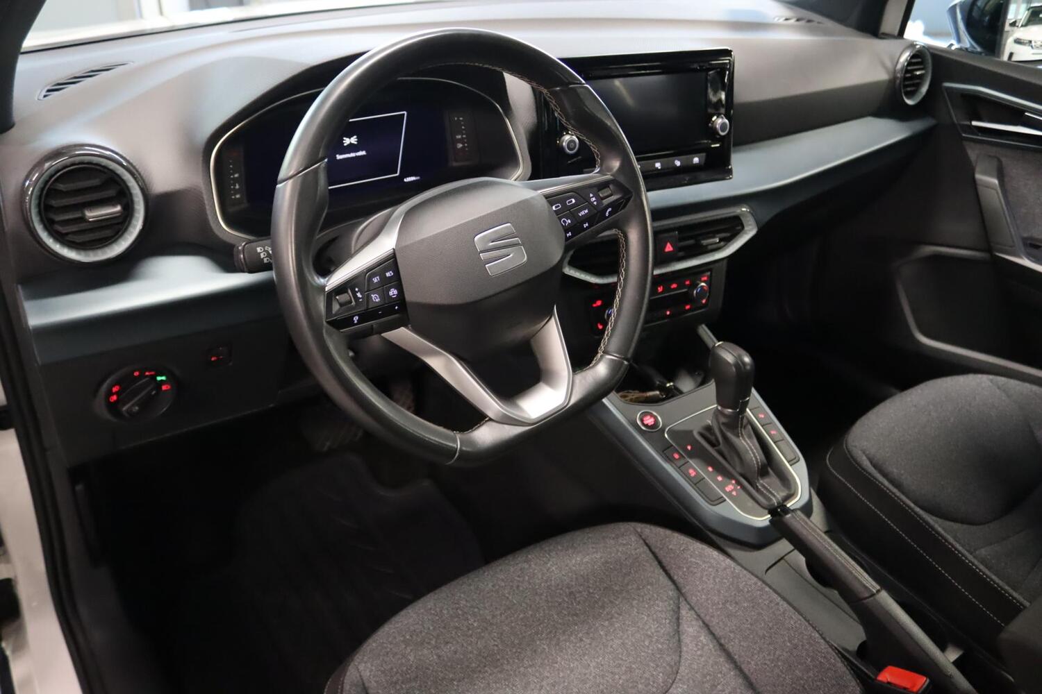 SEAT Arona vaihtoauto