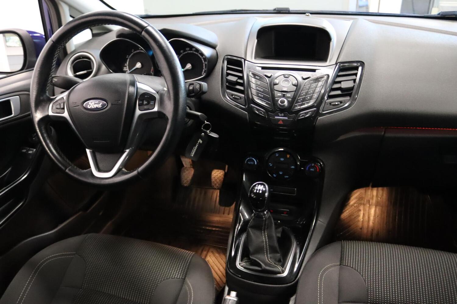 Ford Fiesta vaihtoauto