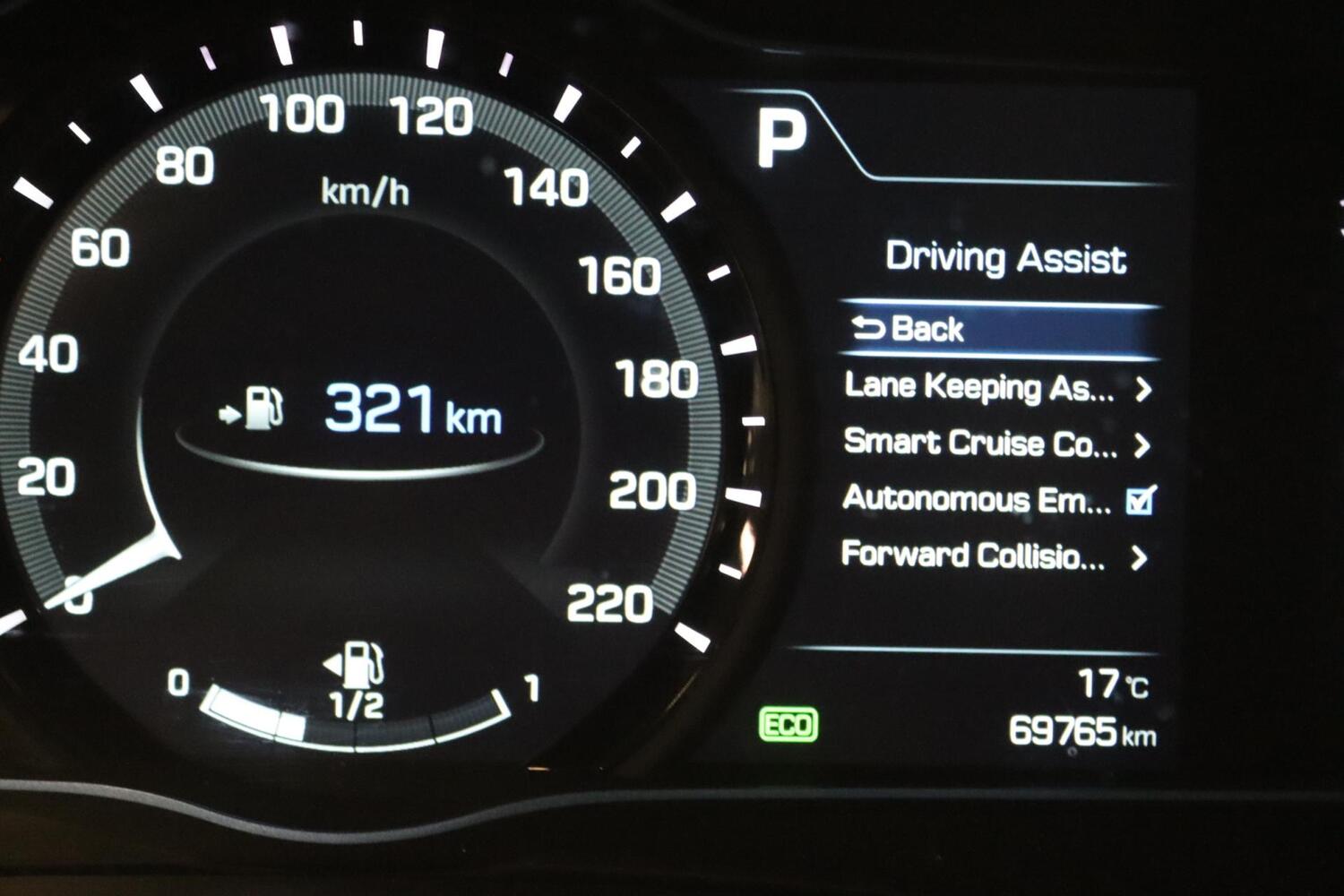 Hyundai IONIQ hybrid vaihtoauto