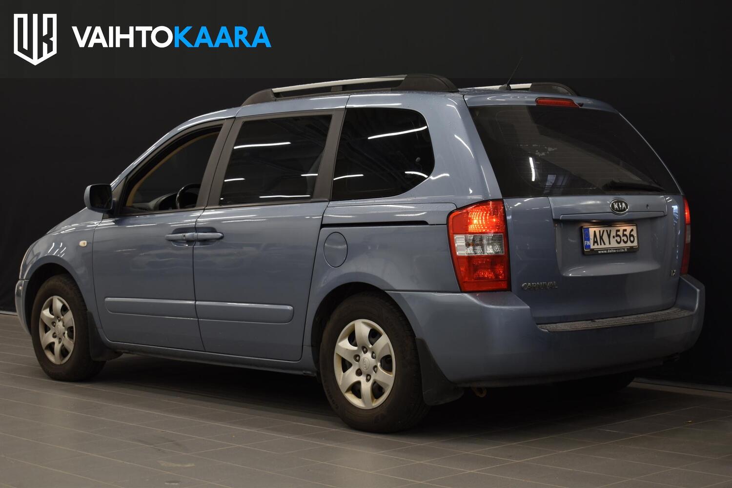 Kia Carnival vaihtoauto