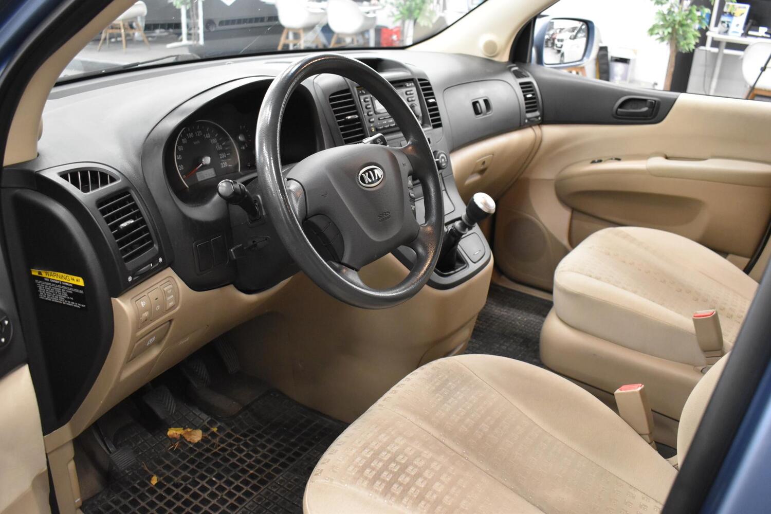 Kia Carnival vaihtoauto