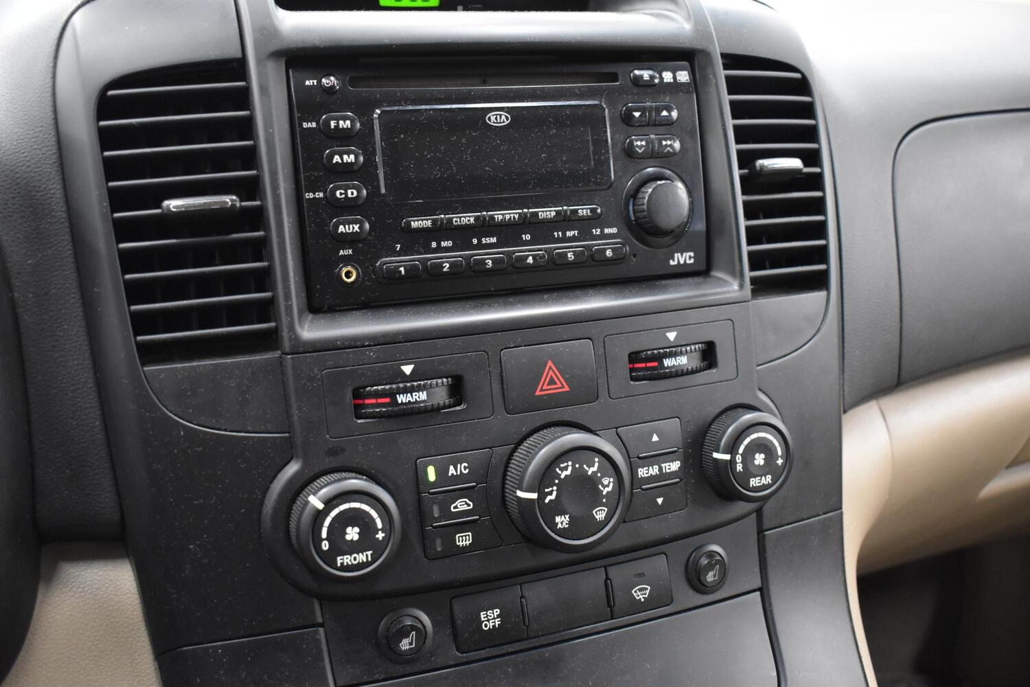 Kia Carnival vaihtoauto