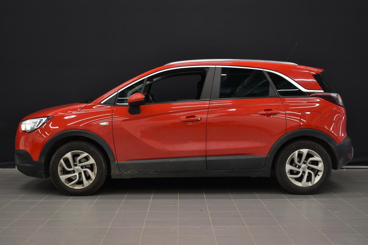 Opel Crossland X vaihtoauto