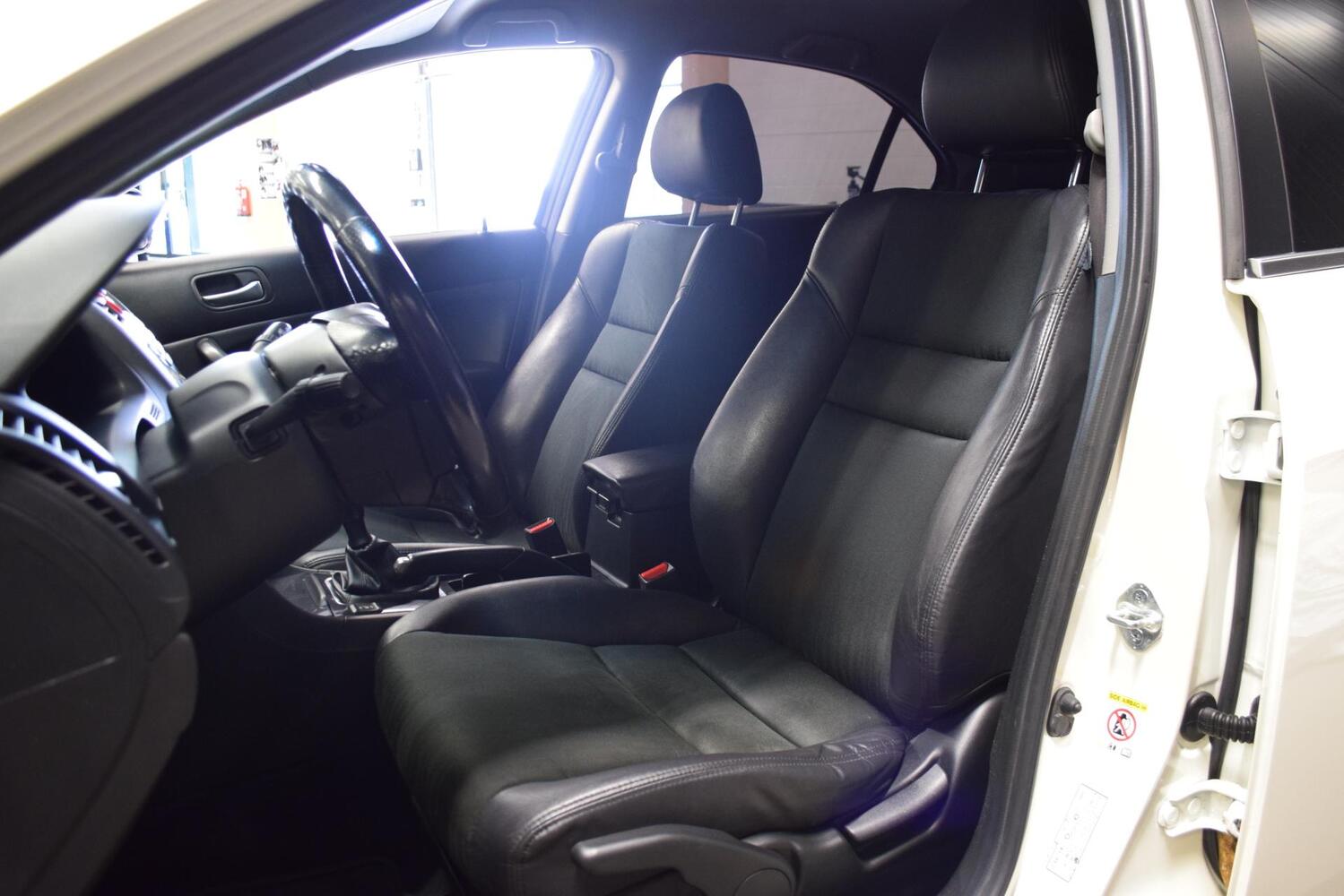 Honda Accord vaihtoauto