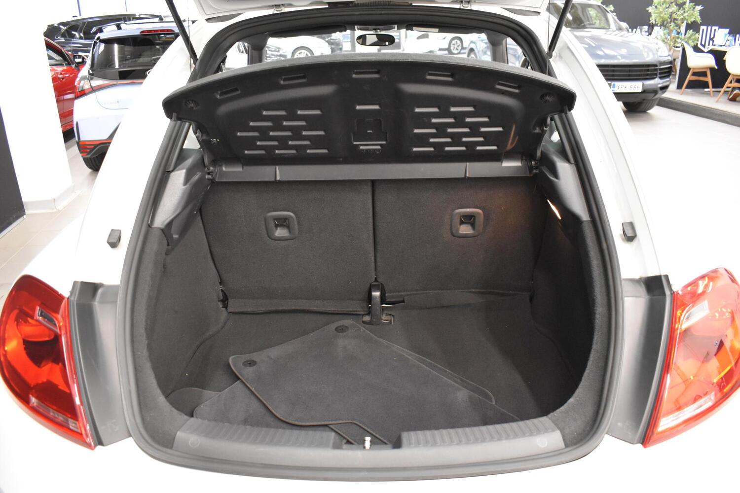 Volkswagen Beetle vaihtoauto