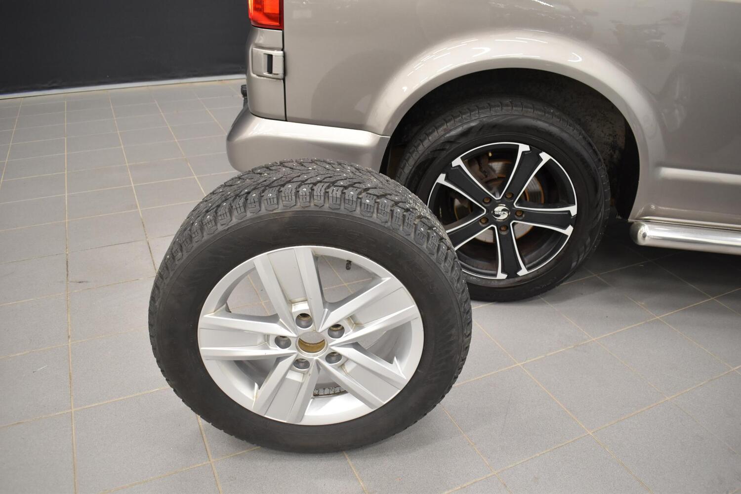 Volkswagen Transporter vaihtoauto