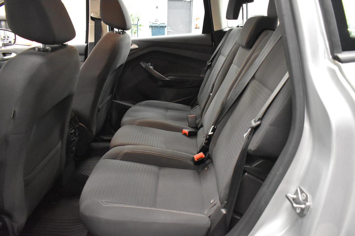 Ford C-MAX vaihtoauto