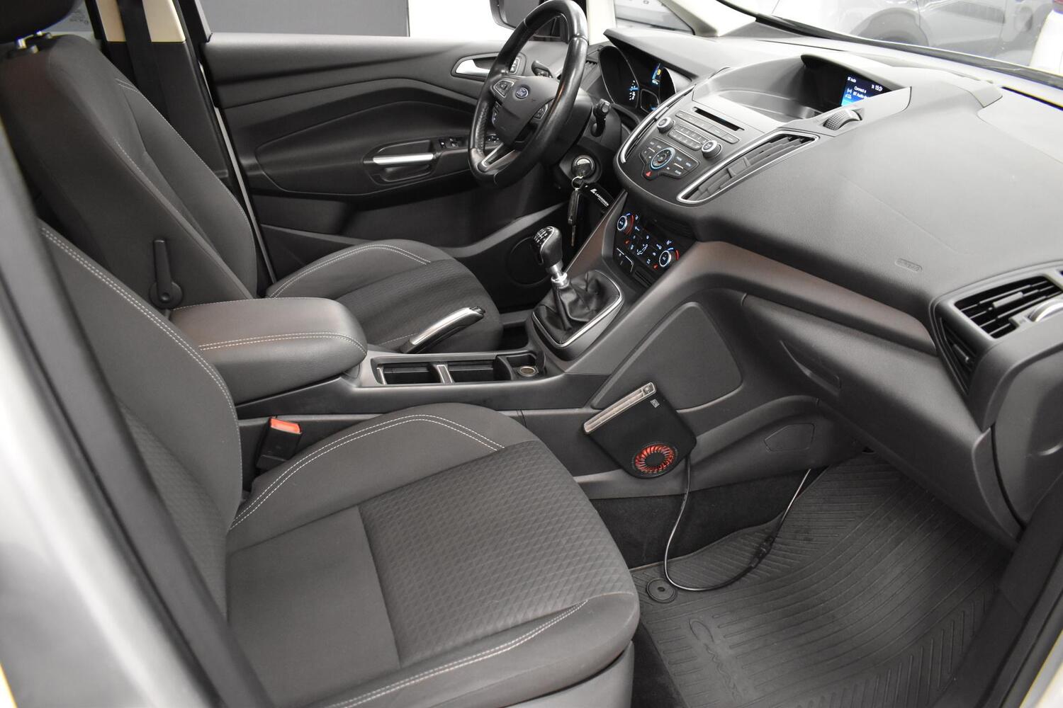 Ford C-MAX vaihtoauto