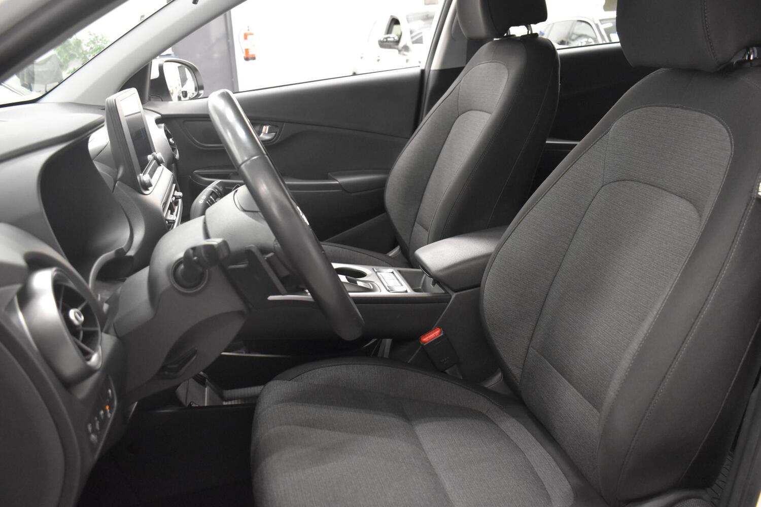 Hyundai Kona vaihtoauto