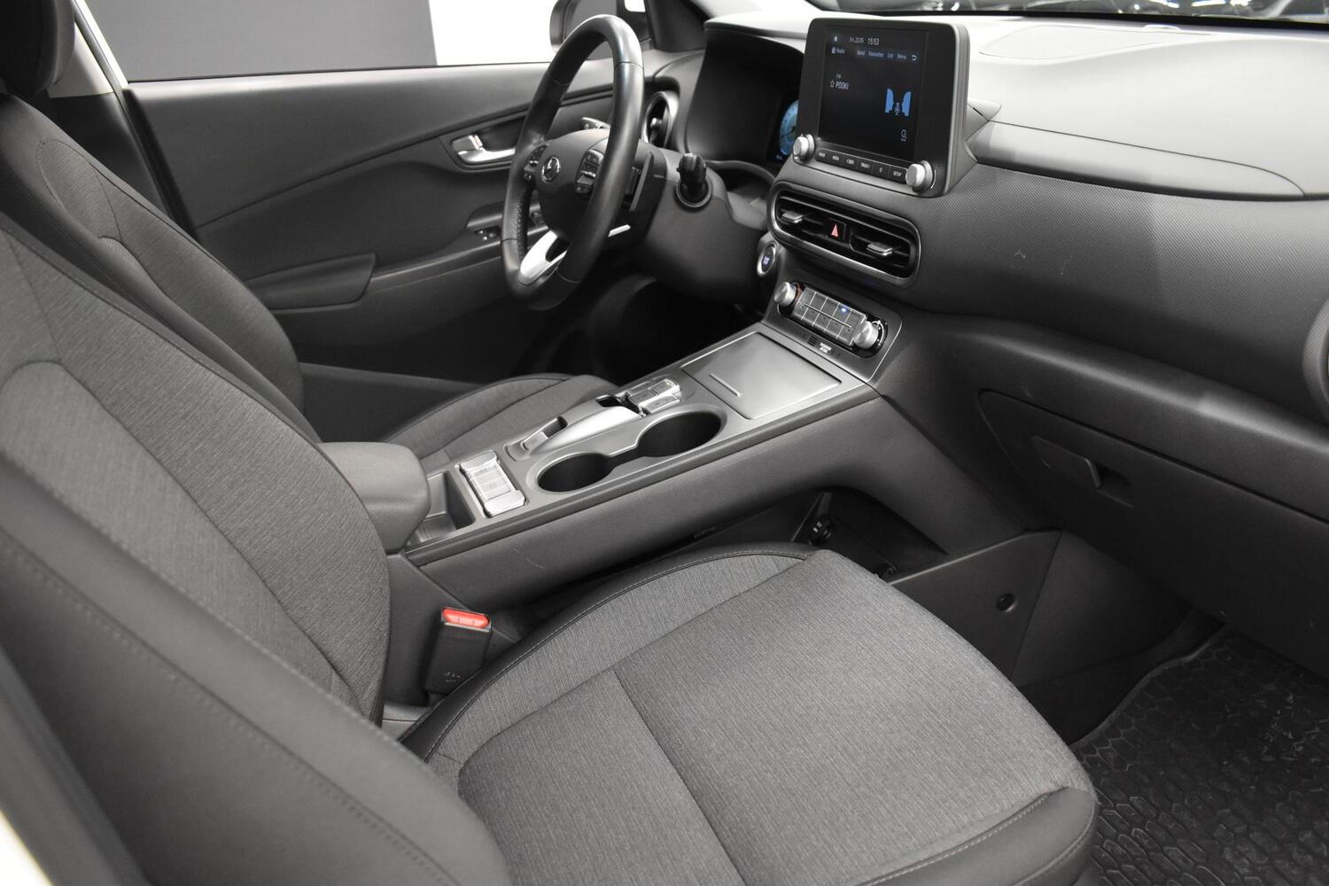 Hyundai Kona vaihtoauto
