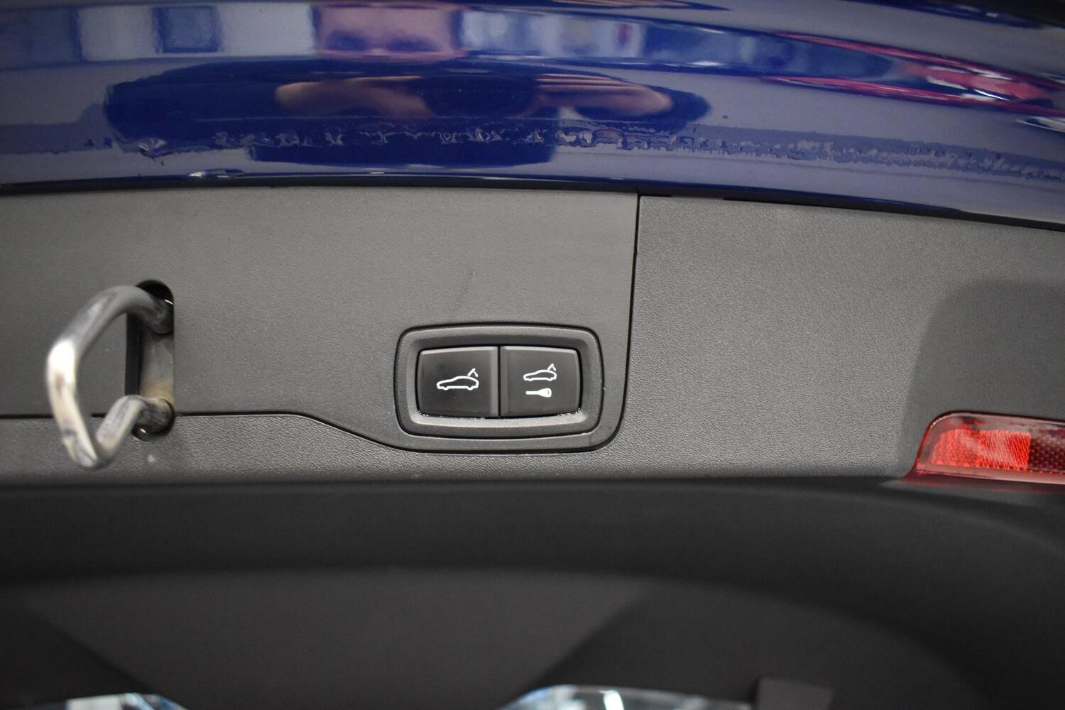 Porsche Taycan vaihtoauto