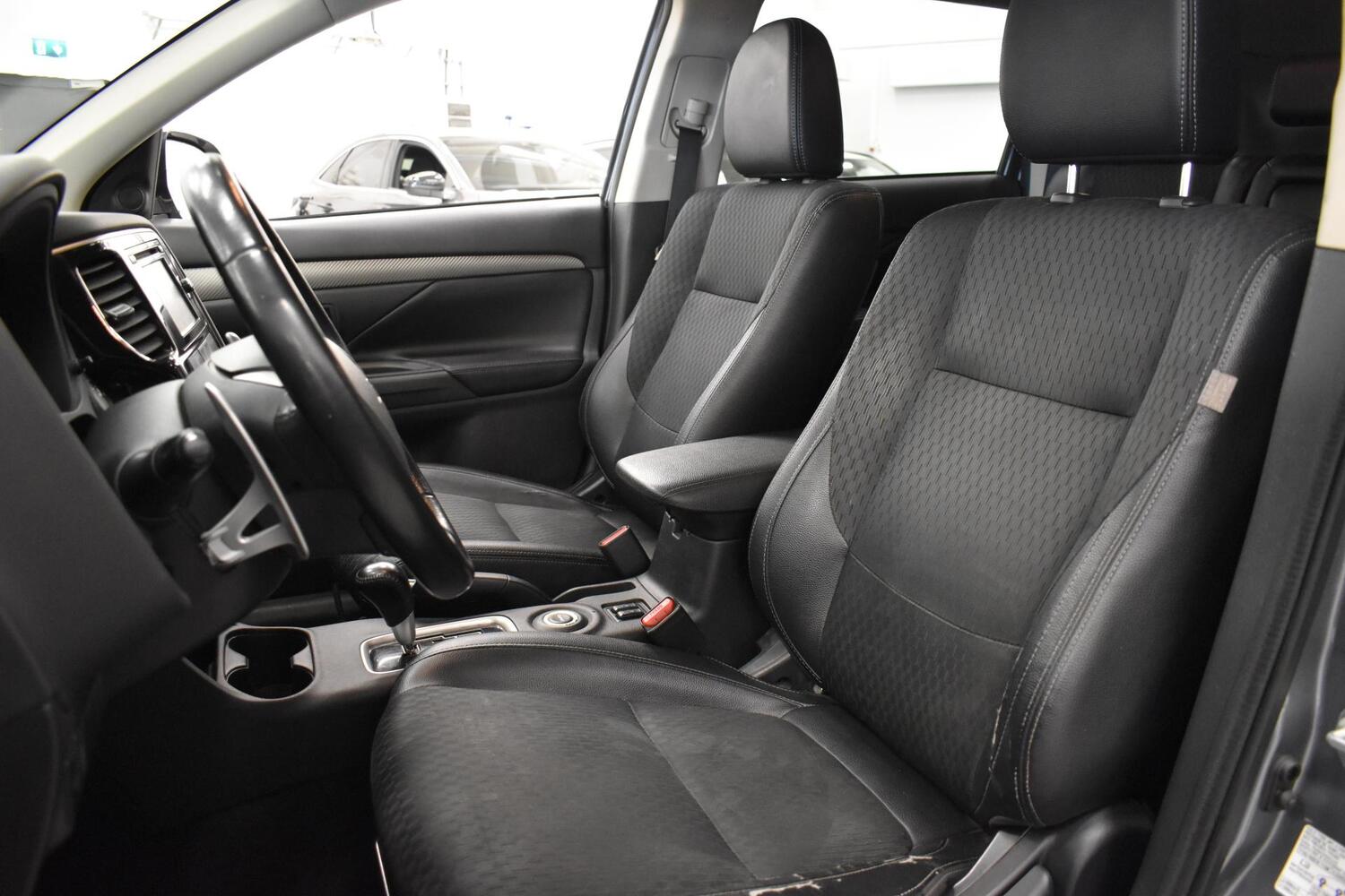 Mitsubishi Outlander vaihtoauto