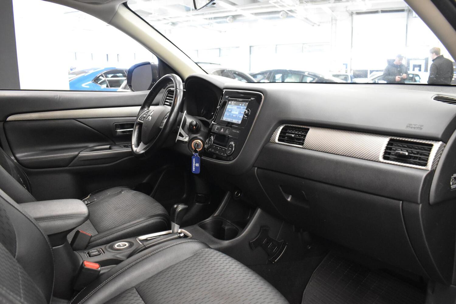 Mitsubishi Outlander vaihtoauto