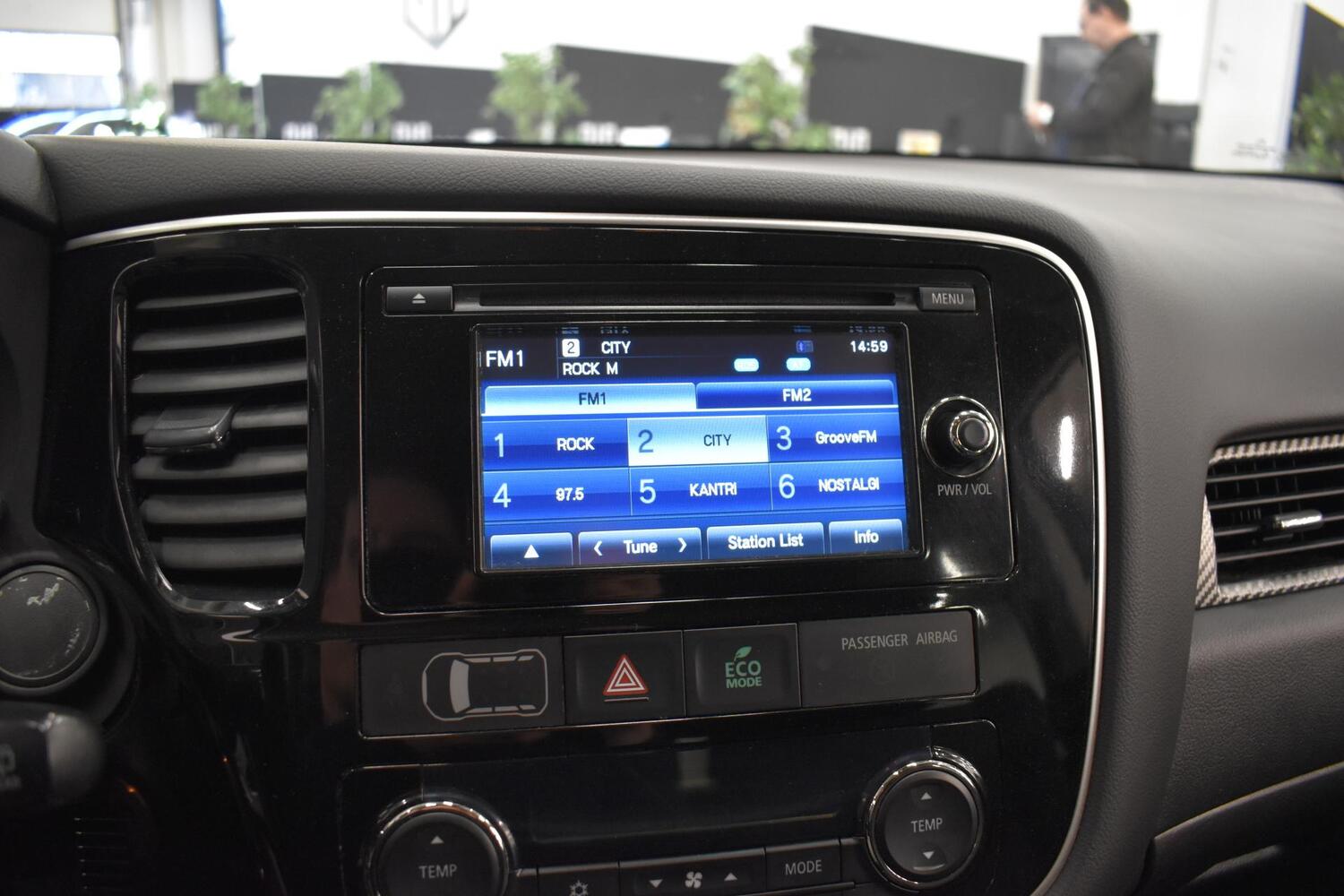Mitsubishi Outlander vaihtoauto