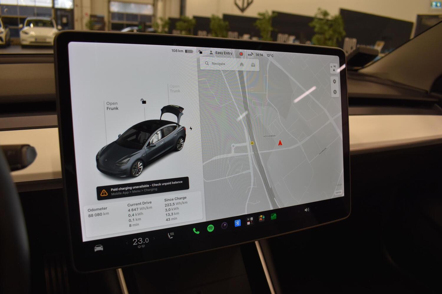 Tesla Model 3 vaihtoauto