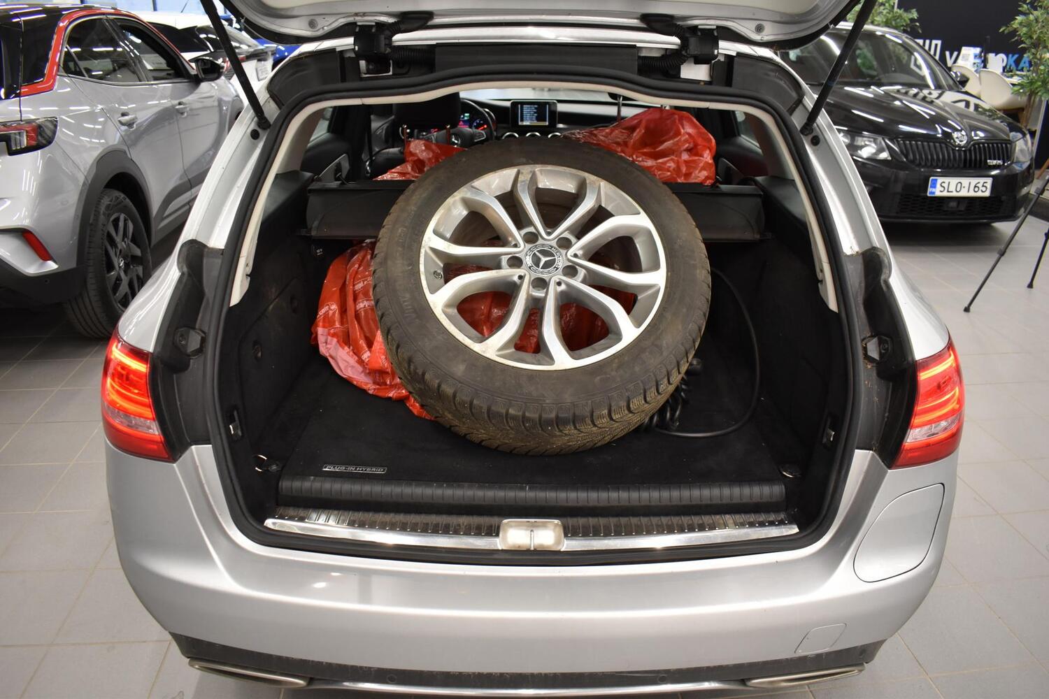Mercedes-Benz C vaihtoauto