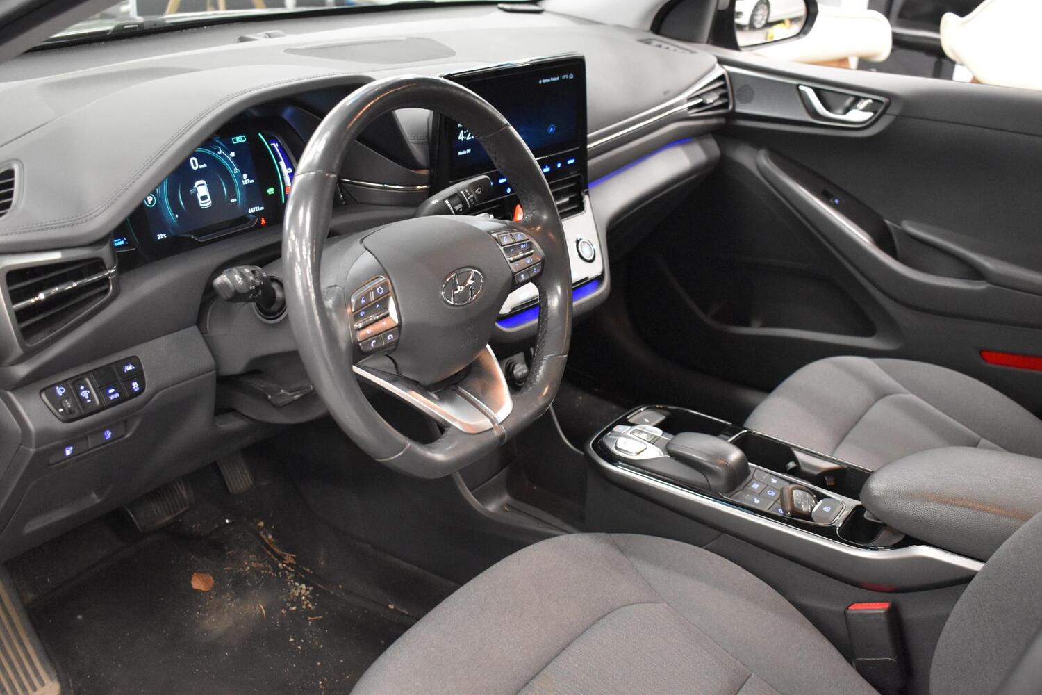 Hyundai IONIQ electric vaihtoauto
