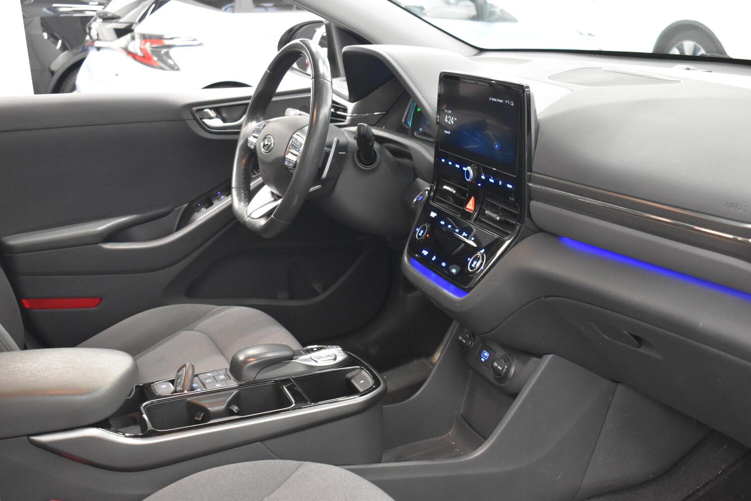 Hyundai IONIQ electric vaihtoauto