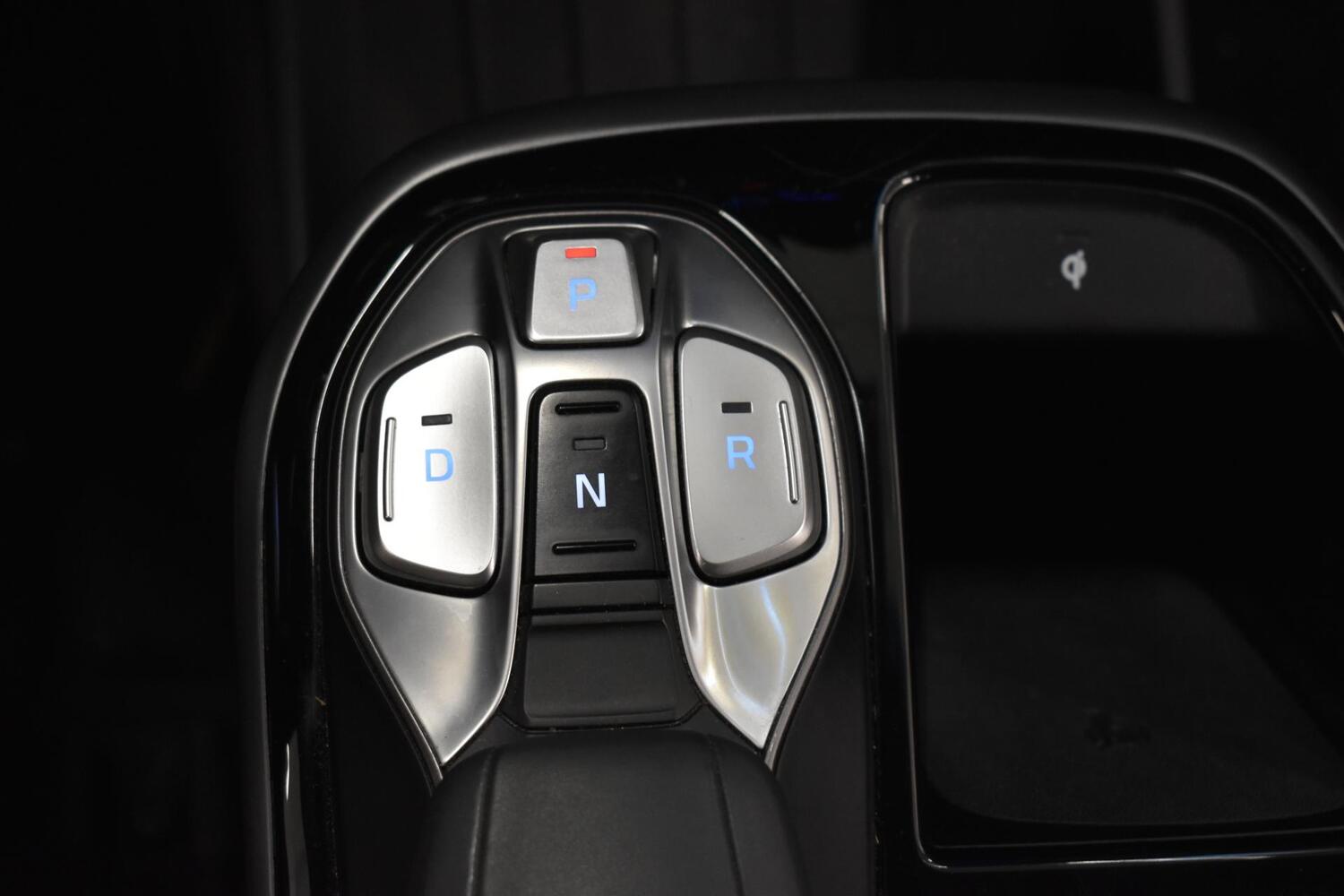 Hyundai IONIQ electric vaihtoauto