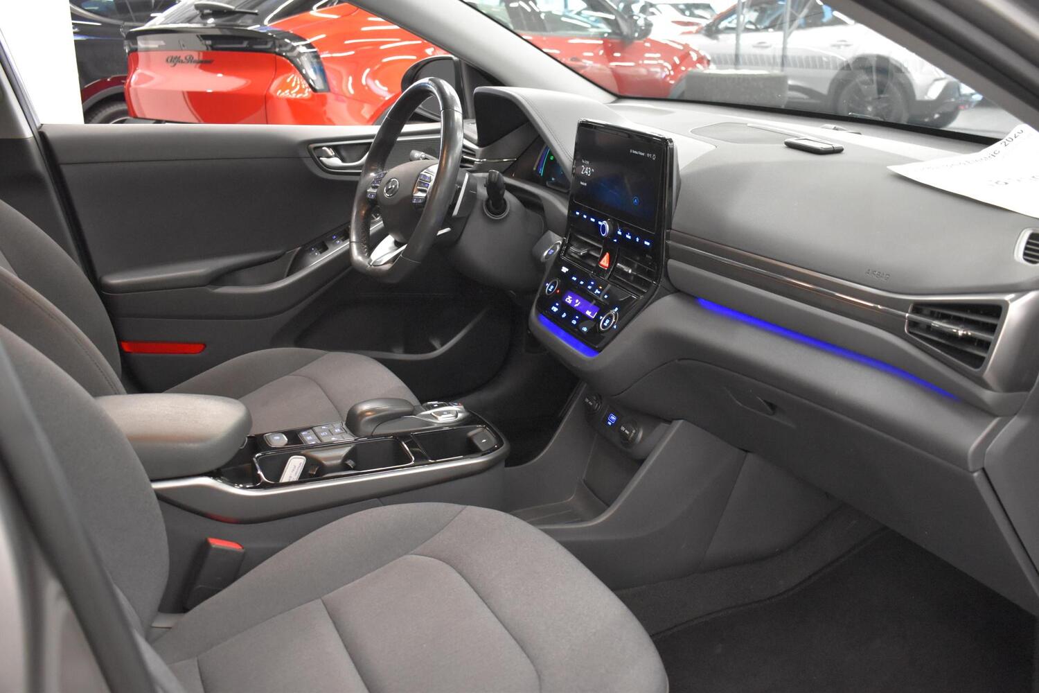 Hyundai IONIQ electric vaihtoauto