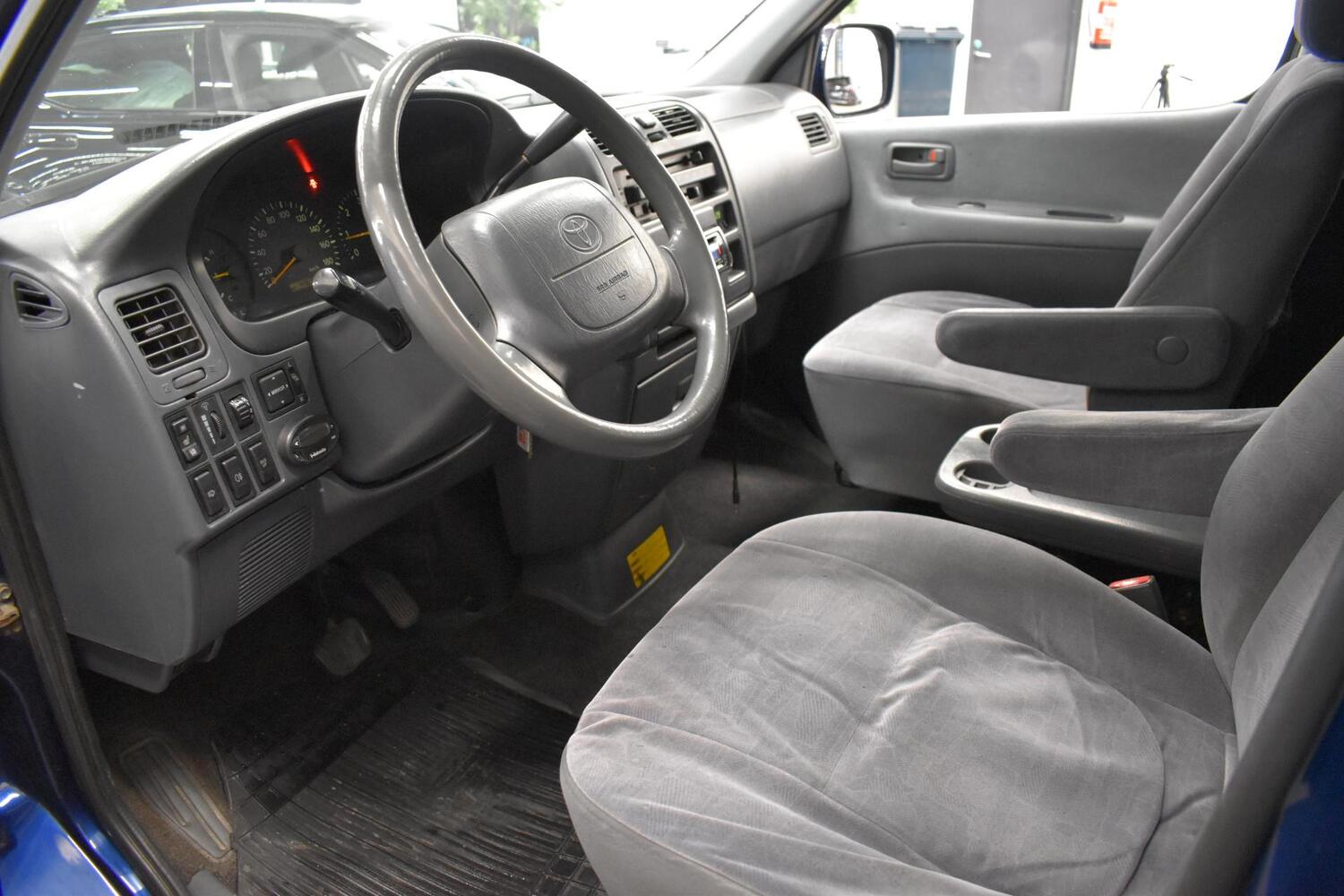 Toyota Hiace vaihtoauto