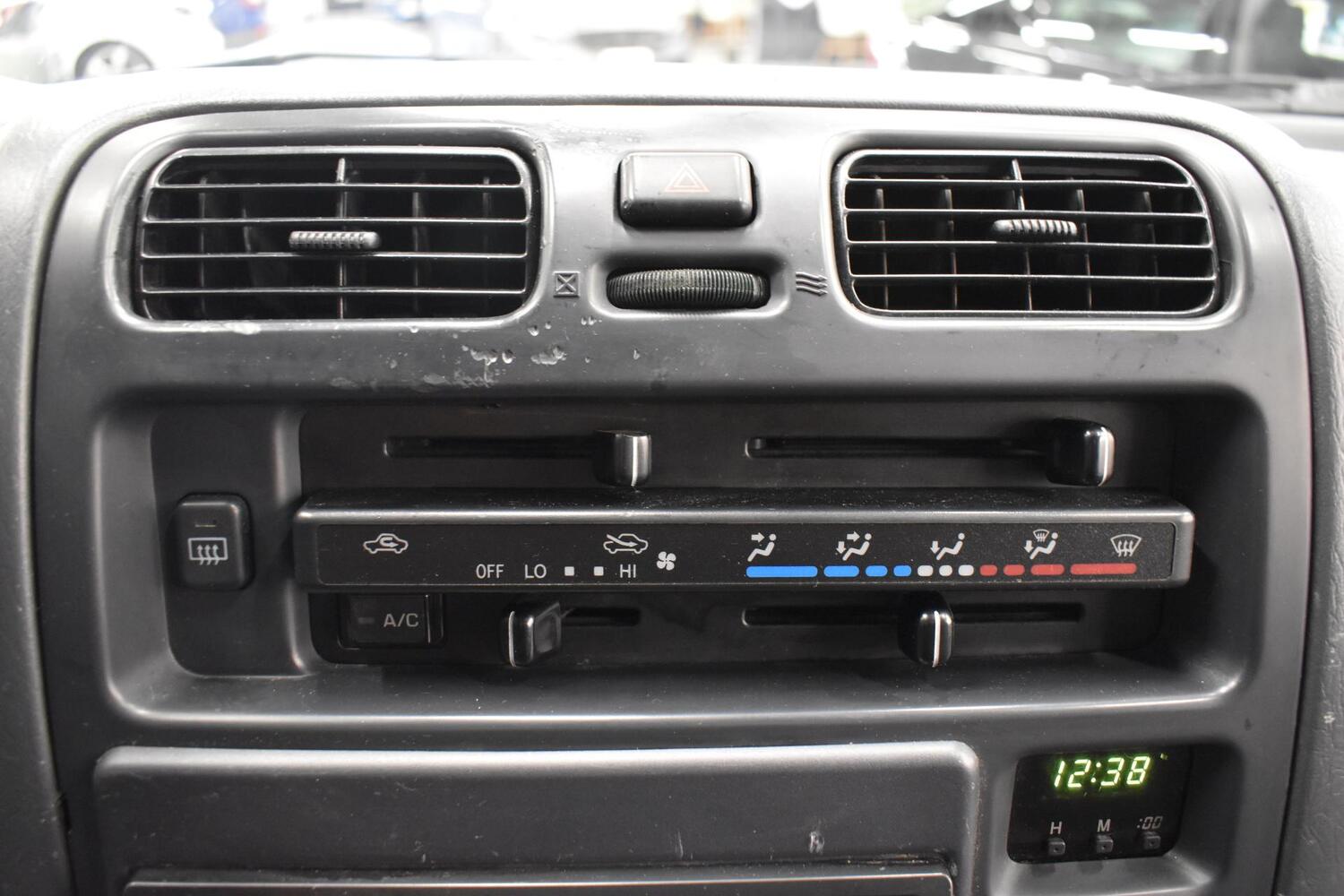 Toyota Hiace vaihtoauto