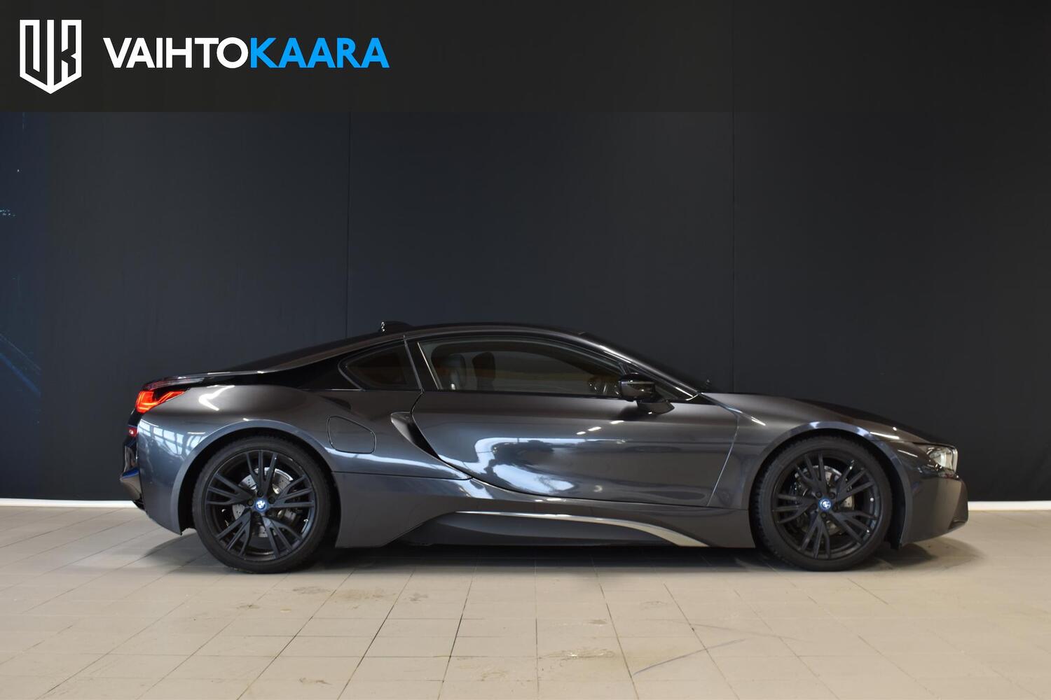 BMW i8 vaihtoauto