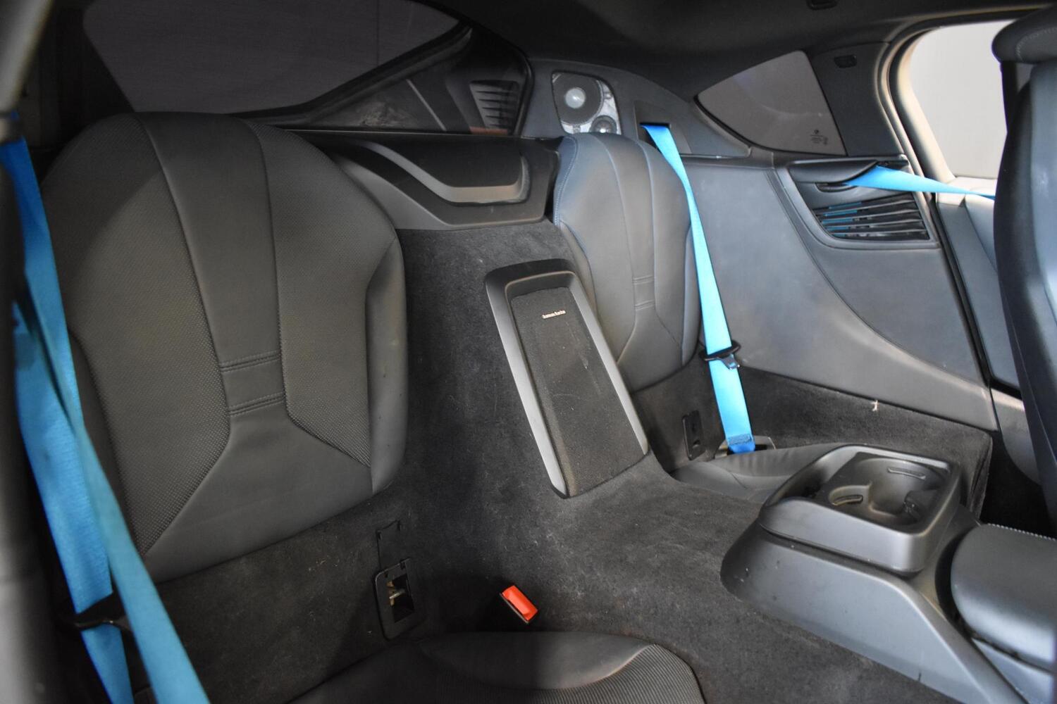 BMW i8 vaihtoauto