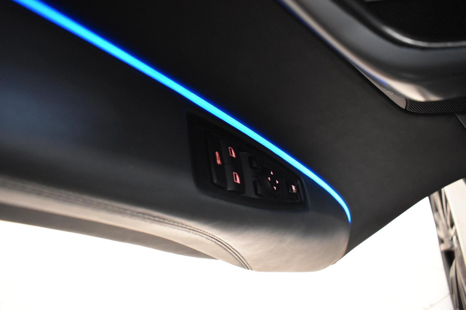 BMW i8 vaihtoauto