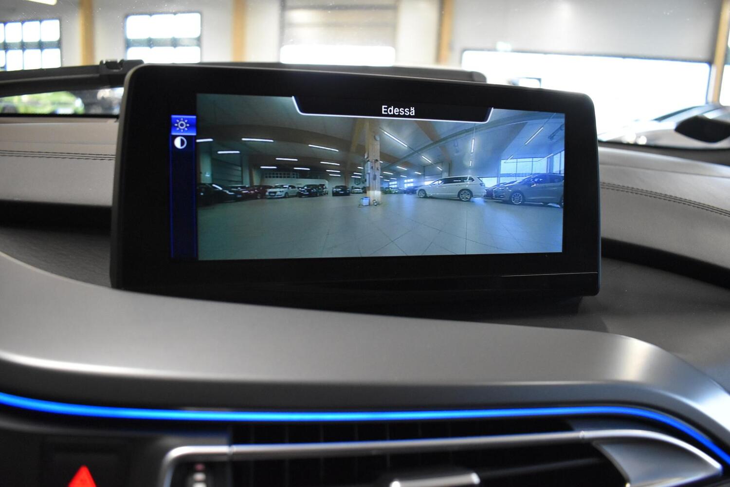 BMW i8 vaihtoauto