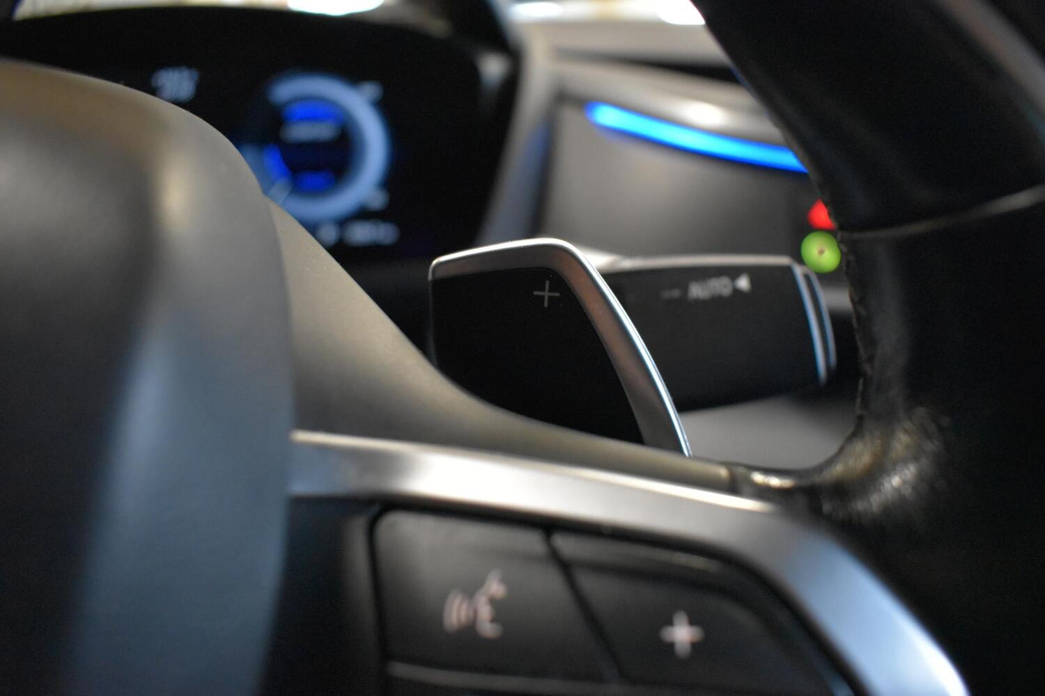 BMW i8 vaihtoauto
