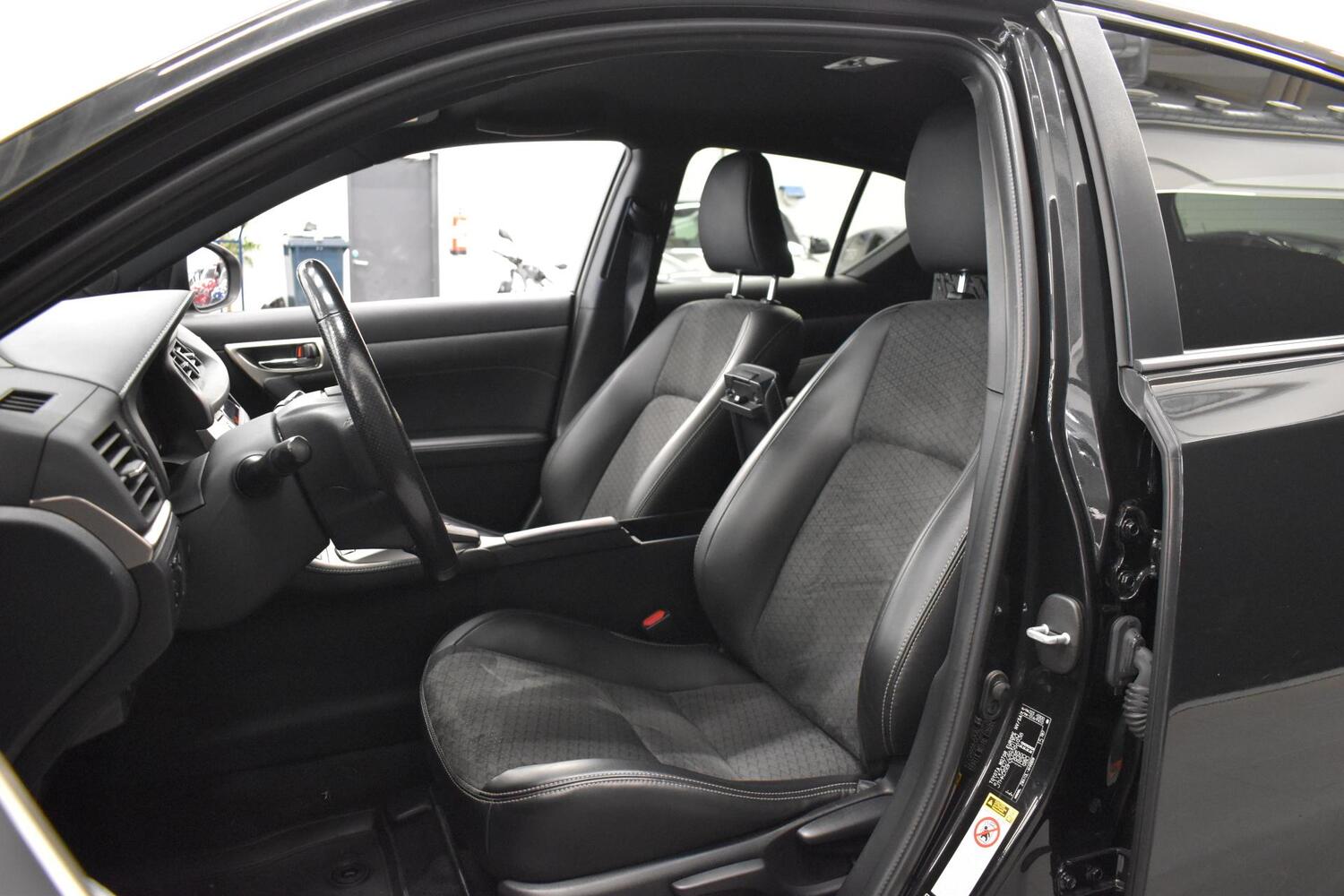 Lexus CT vaihtoauto