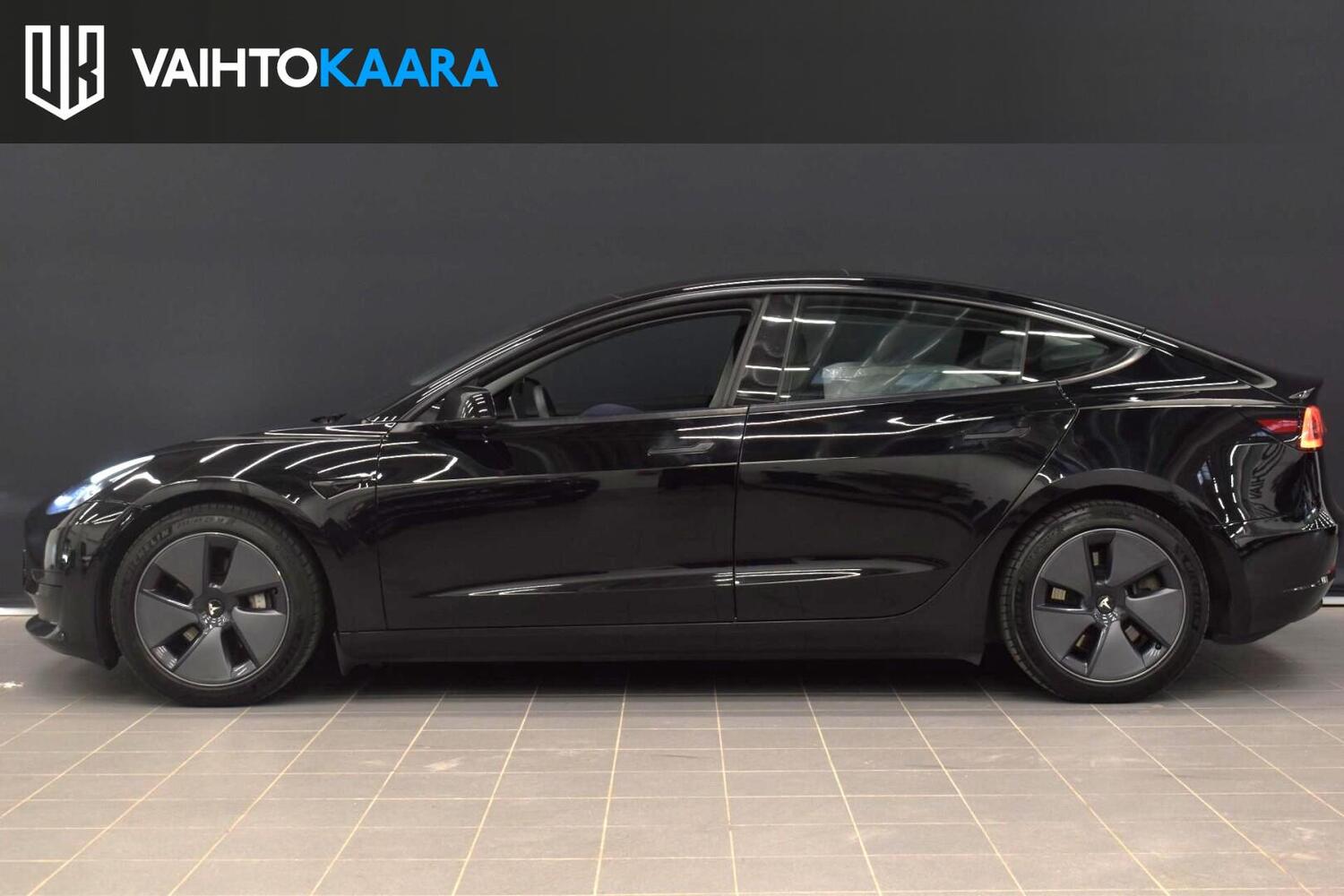 Tesla Model 3 vaihtoauto