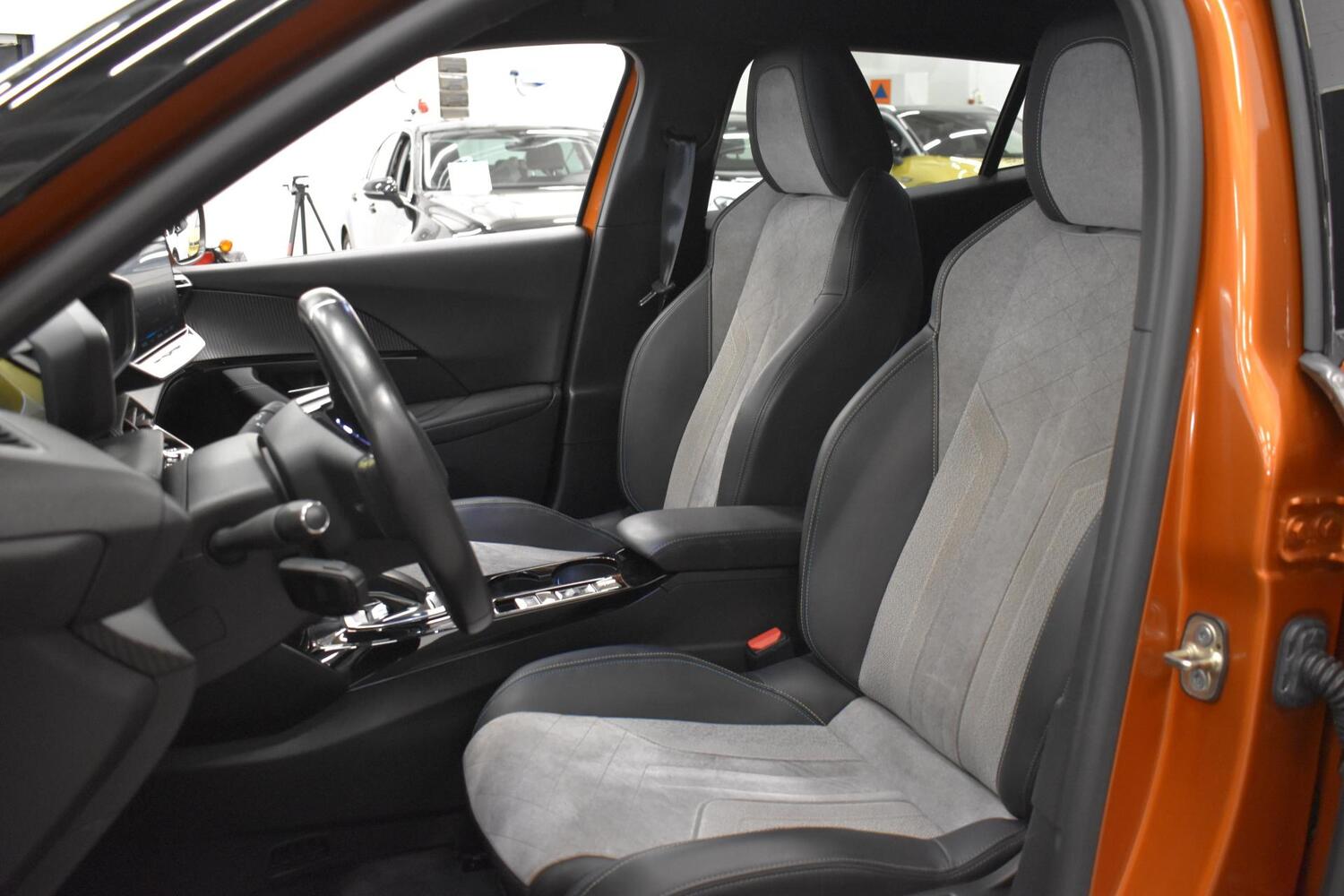 Peugeot e-2008 vaihtoauto