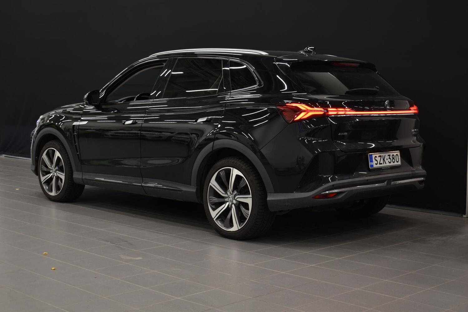 MG Marvel R vaihtoauto