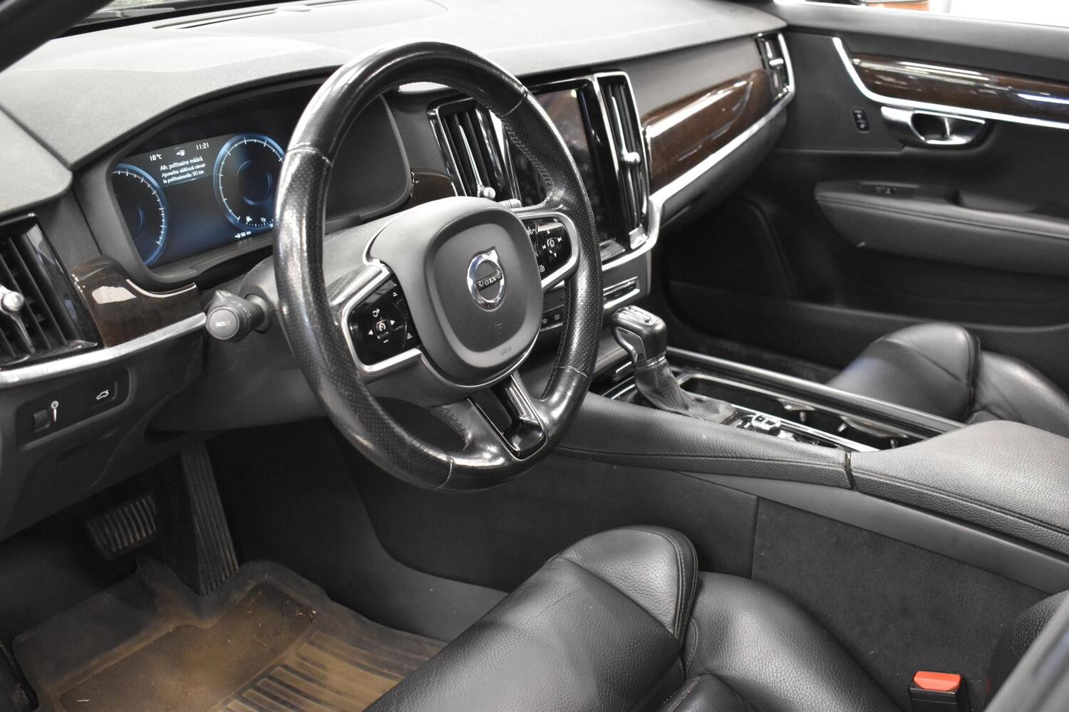 Volvo V90 vaihtoauto