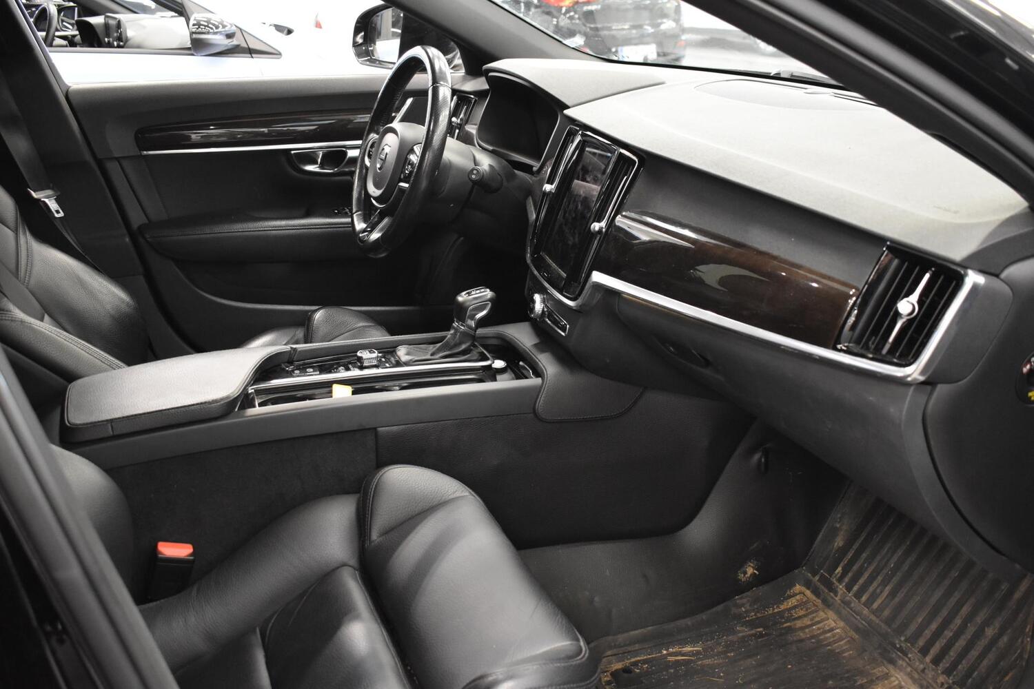 Volvo V90 vaihtoauto