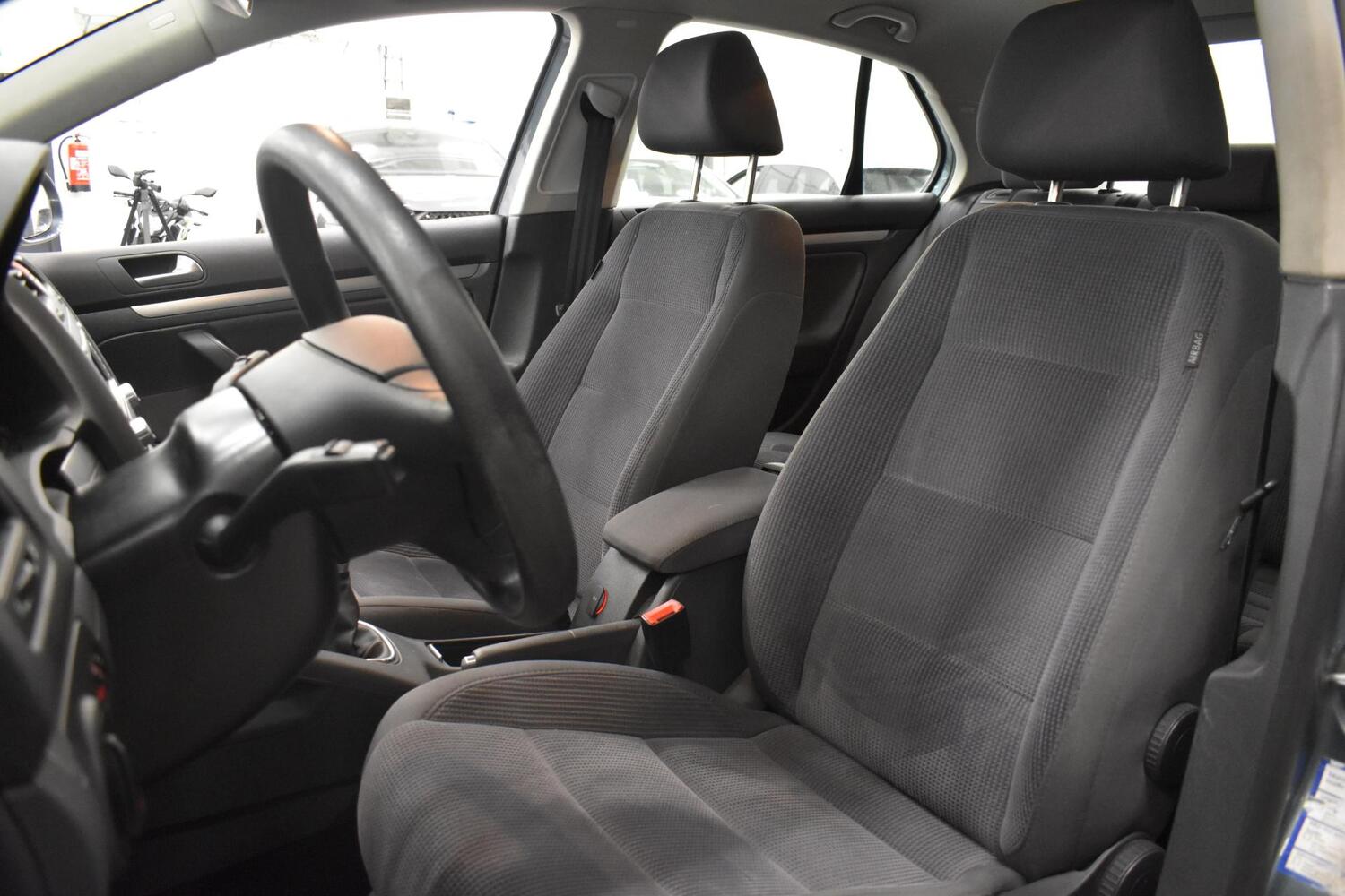 Volkswagen Jetta vaihtoauto