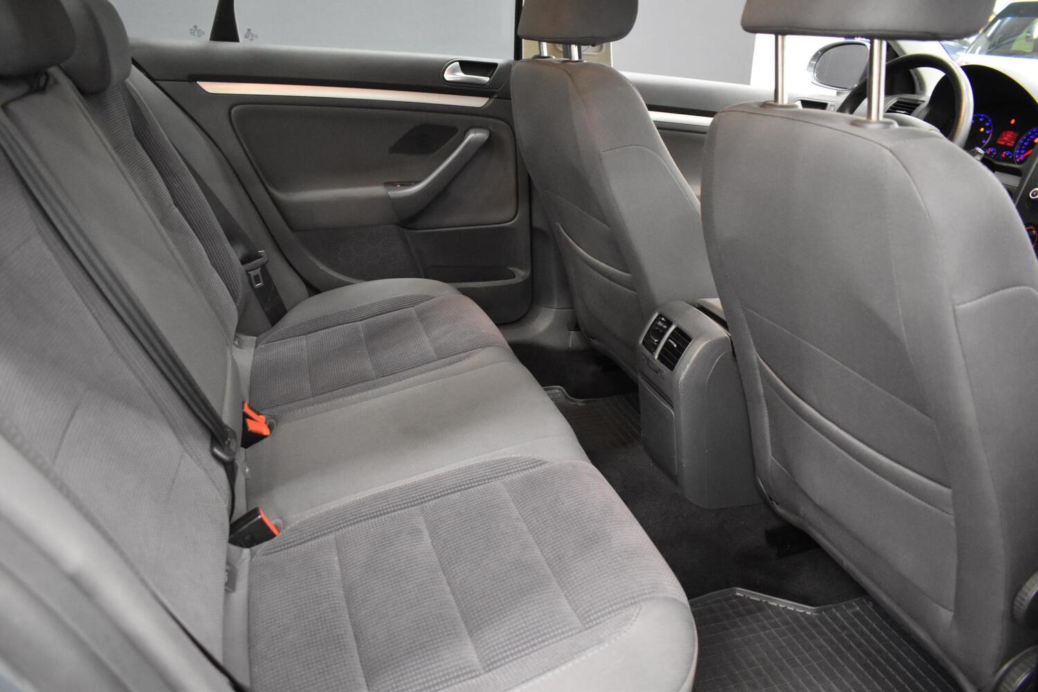 Volkswagen Jetta vaihtoauto