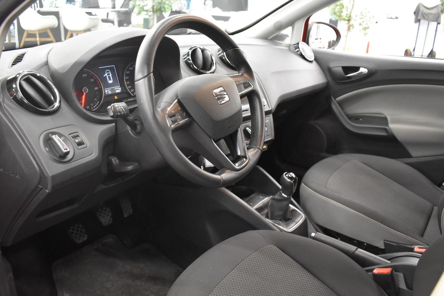 SEAT Ibiza vaihtoauto