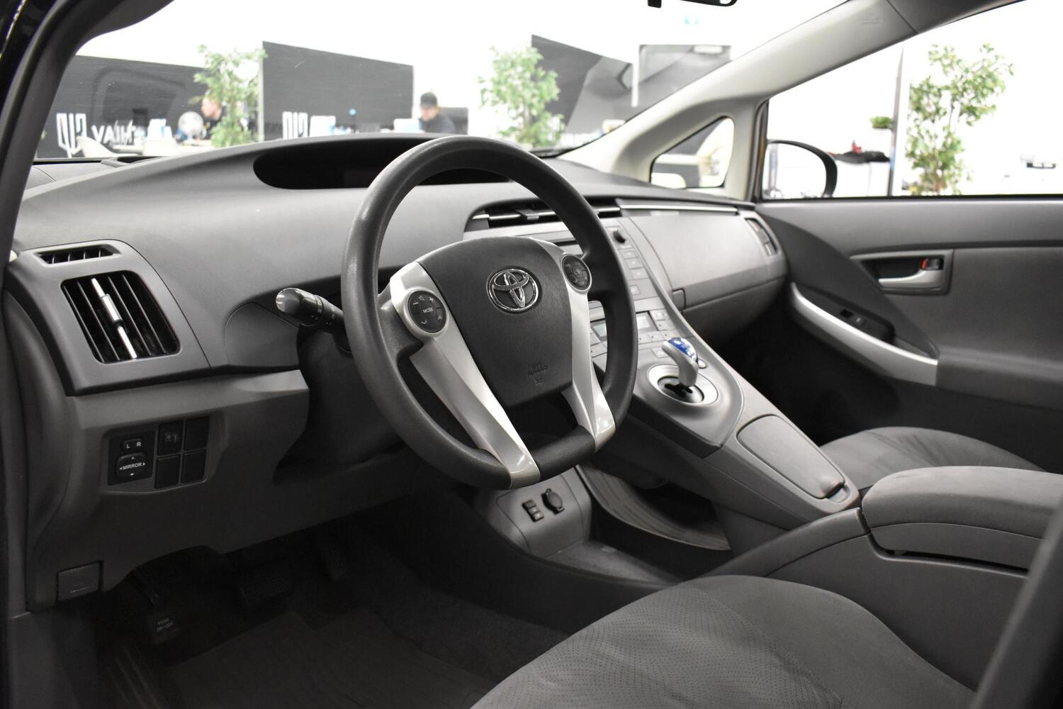 Toyota Prius vaihtoauto