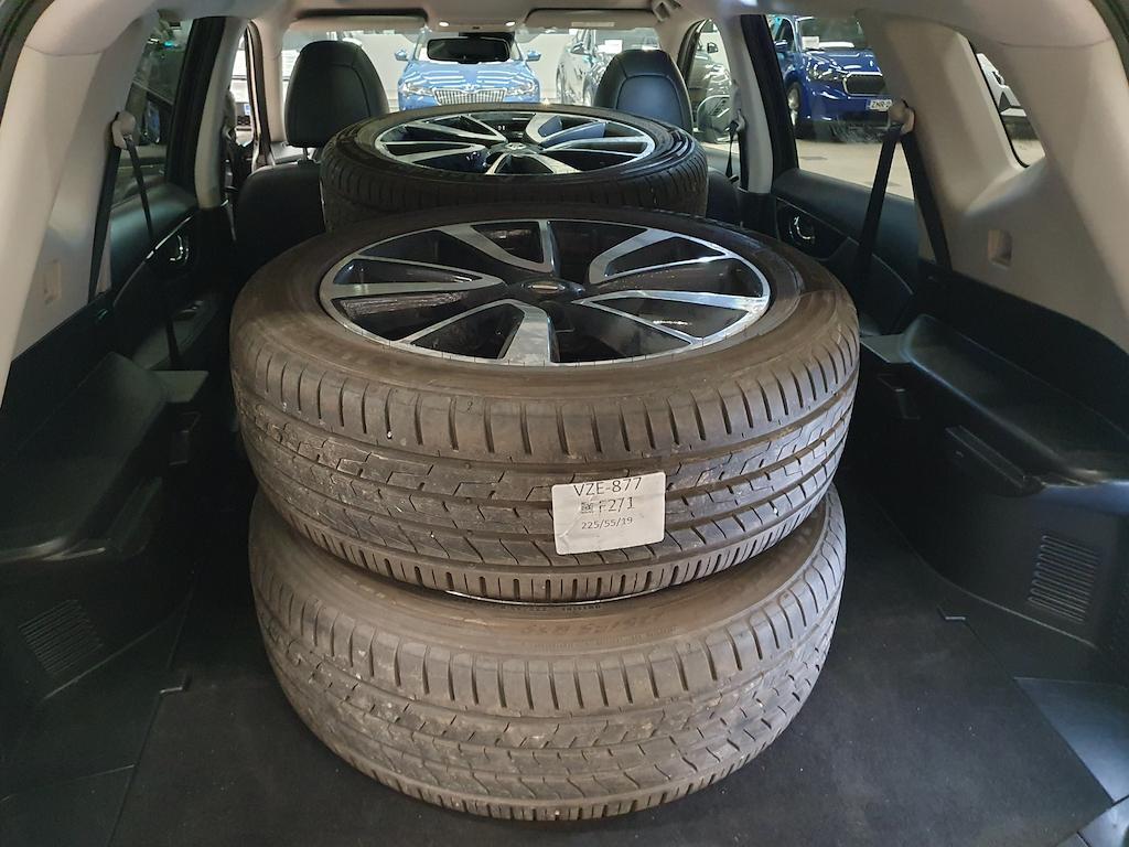 Nissan X-Trail vaihtoauto