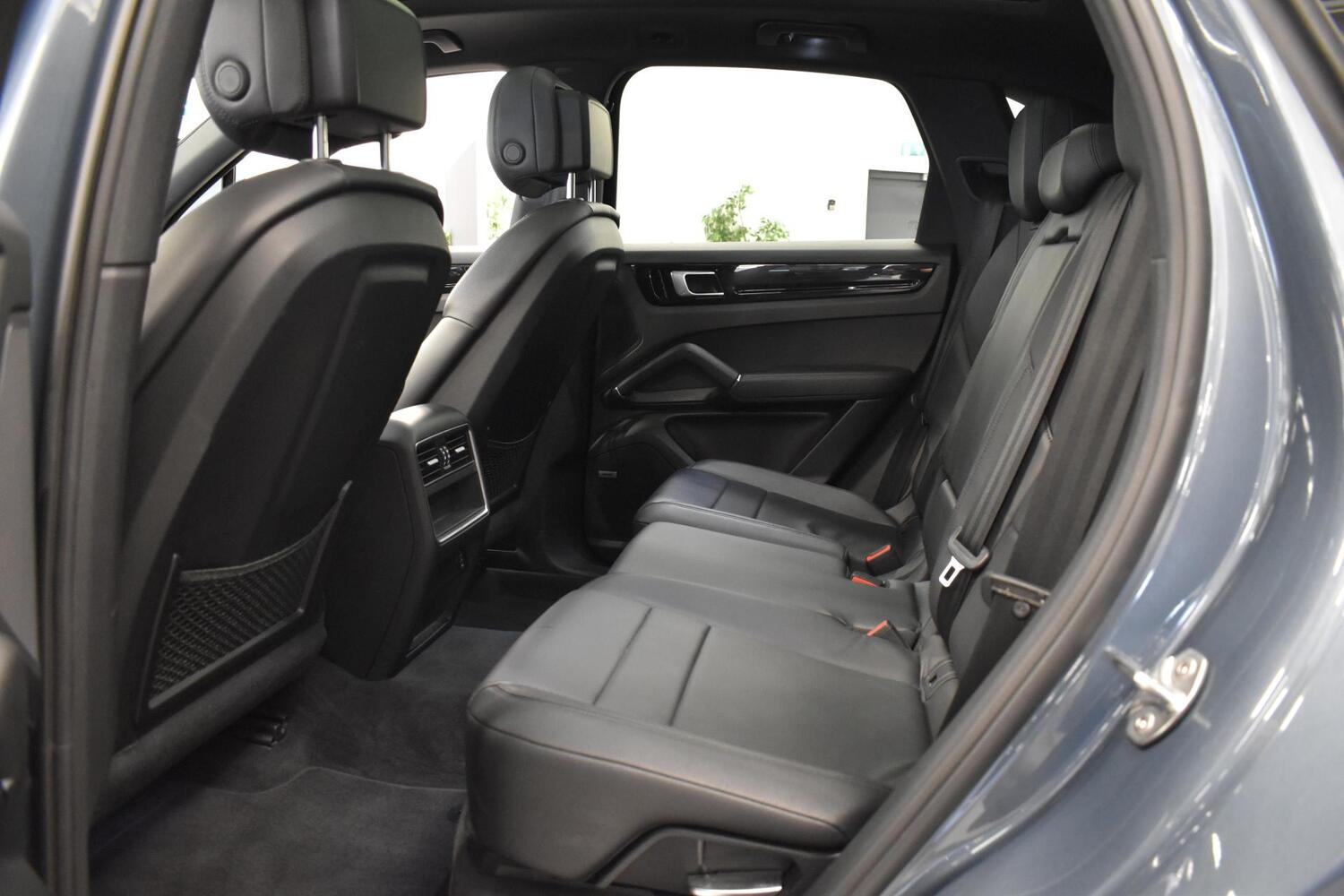 Porsche Cayenne vaihtoauto