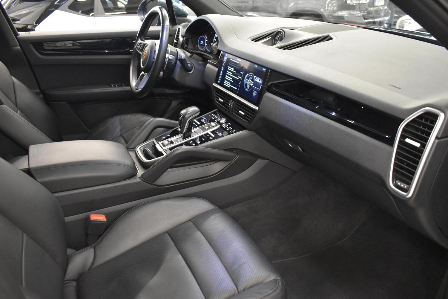Porsche Cayenne vaihtoauto